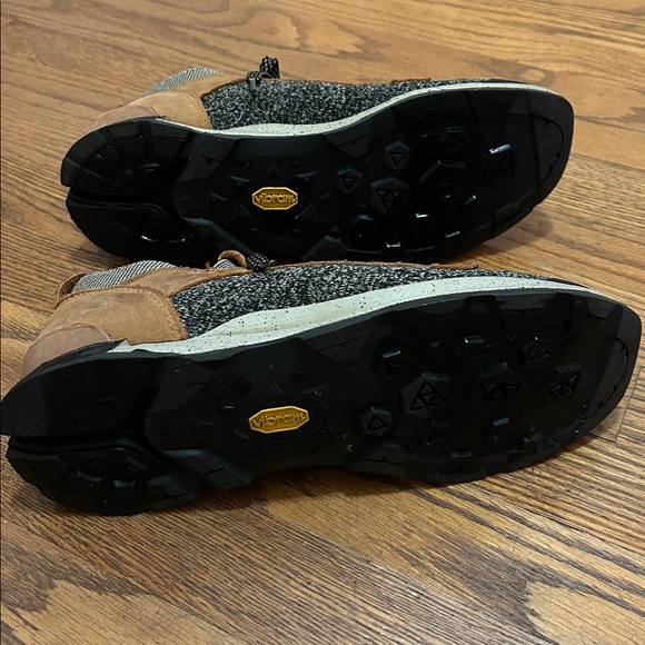 Danner Overlook Knit Low Men’s 9 Glazed Ginger Orion Hiking Vibram - Picture 4 of 9